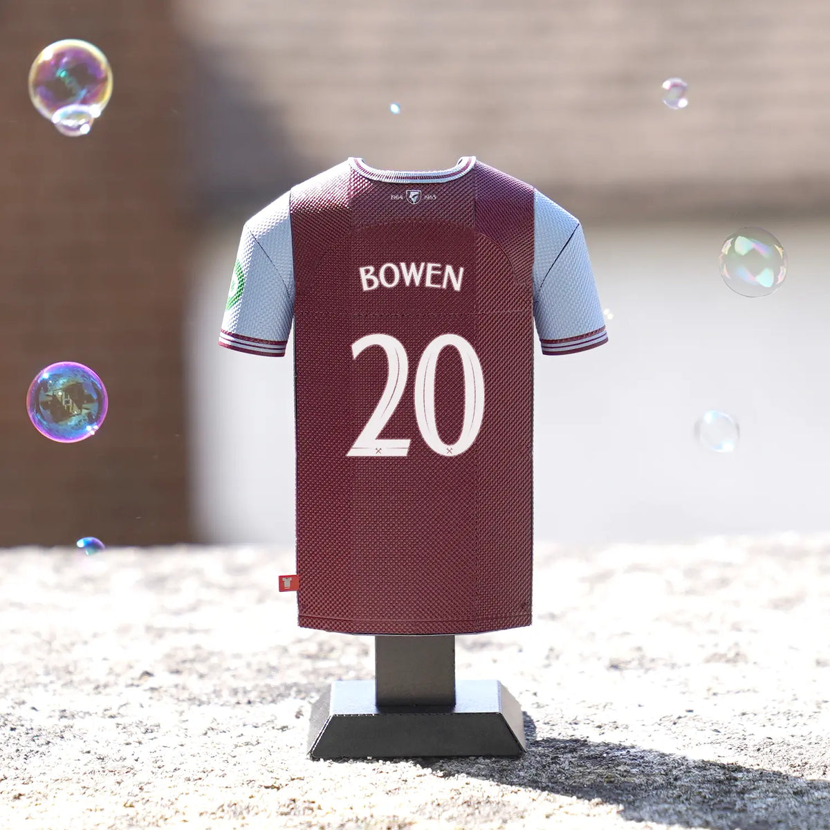 Jarrod Bowen number 20 West Ham United metal shirt